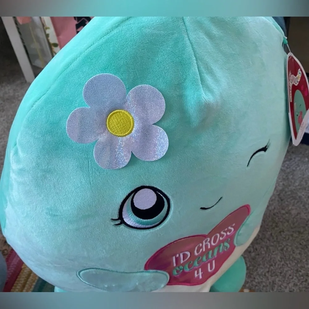 •NWT•Squishmallows Official Kellytoy Valentines Squad ‘22- Olina the Octopus 16”